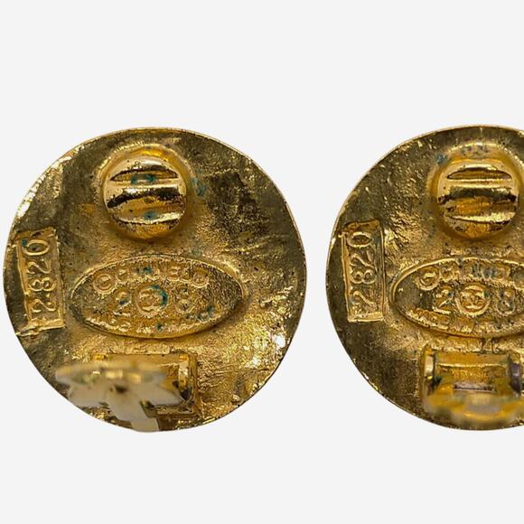 Chanel 24k Gold-Plated Clip-on Earrings - Picture 5 of 9